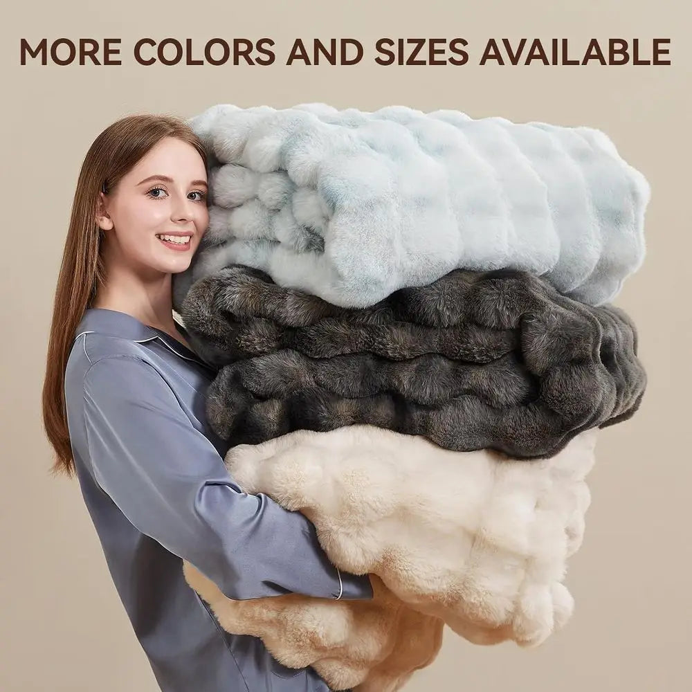 1000GSM Plush Throw Blanket Cozy Warm Knit Polyester