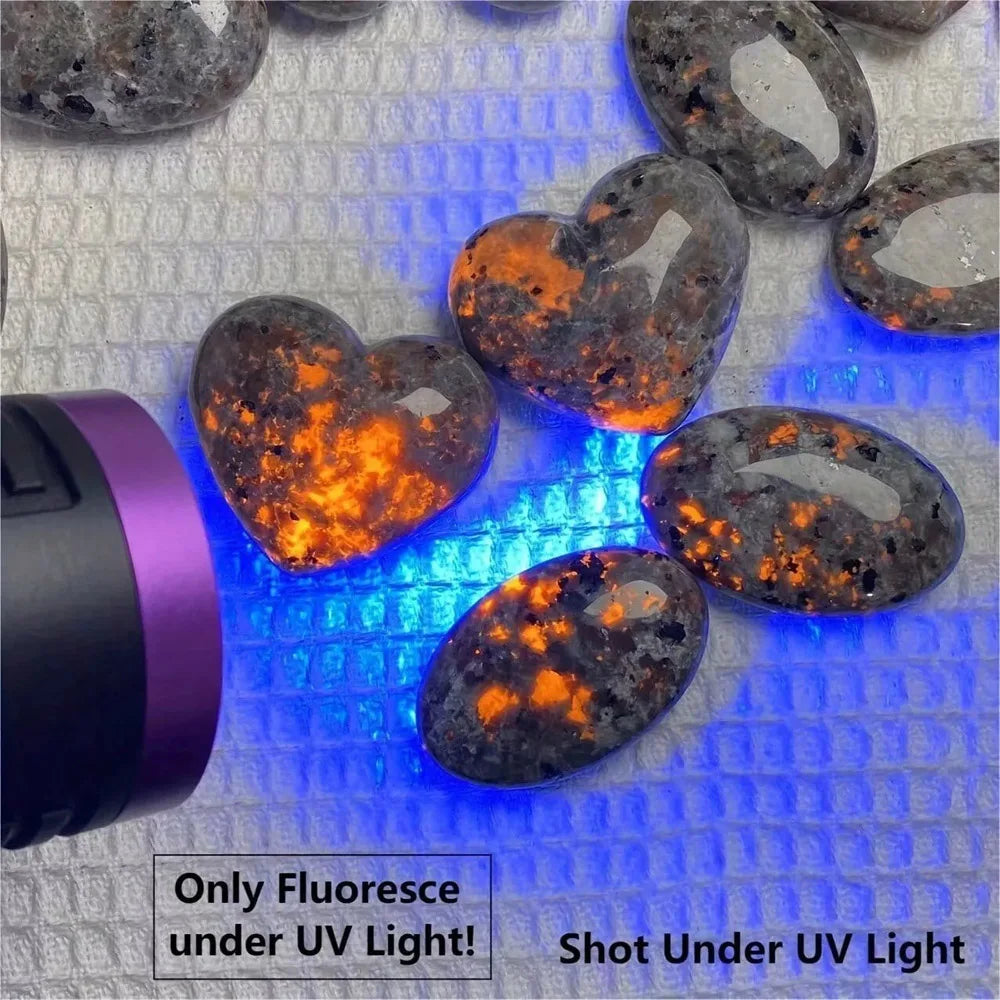 Natural Yooperlite Heart Stone UV Reactive Glowing Gemstone Crystal