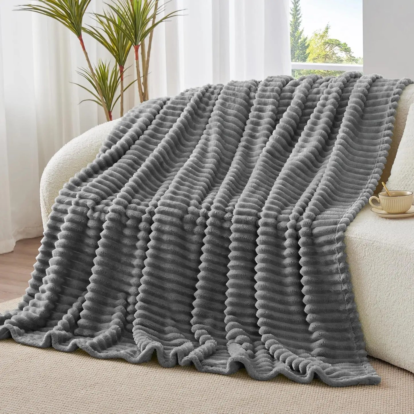 300GSM Fleece Blanket Soft Warm Throw Polyester Microfiber 3D Stripe All Seasons