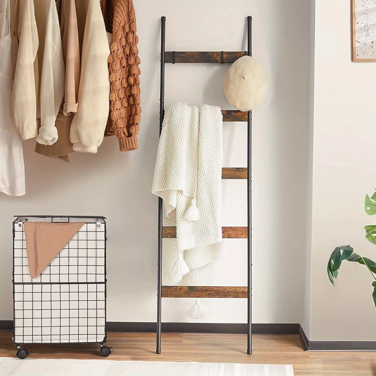 JUSFIT Five Tier Blanket Ladder With Detachable Hooks
