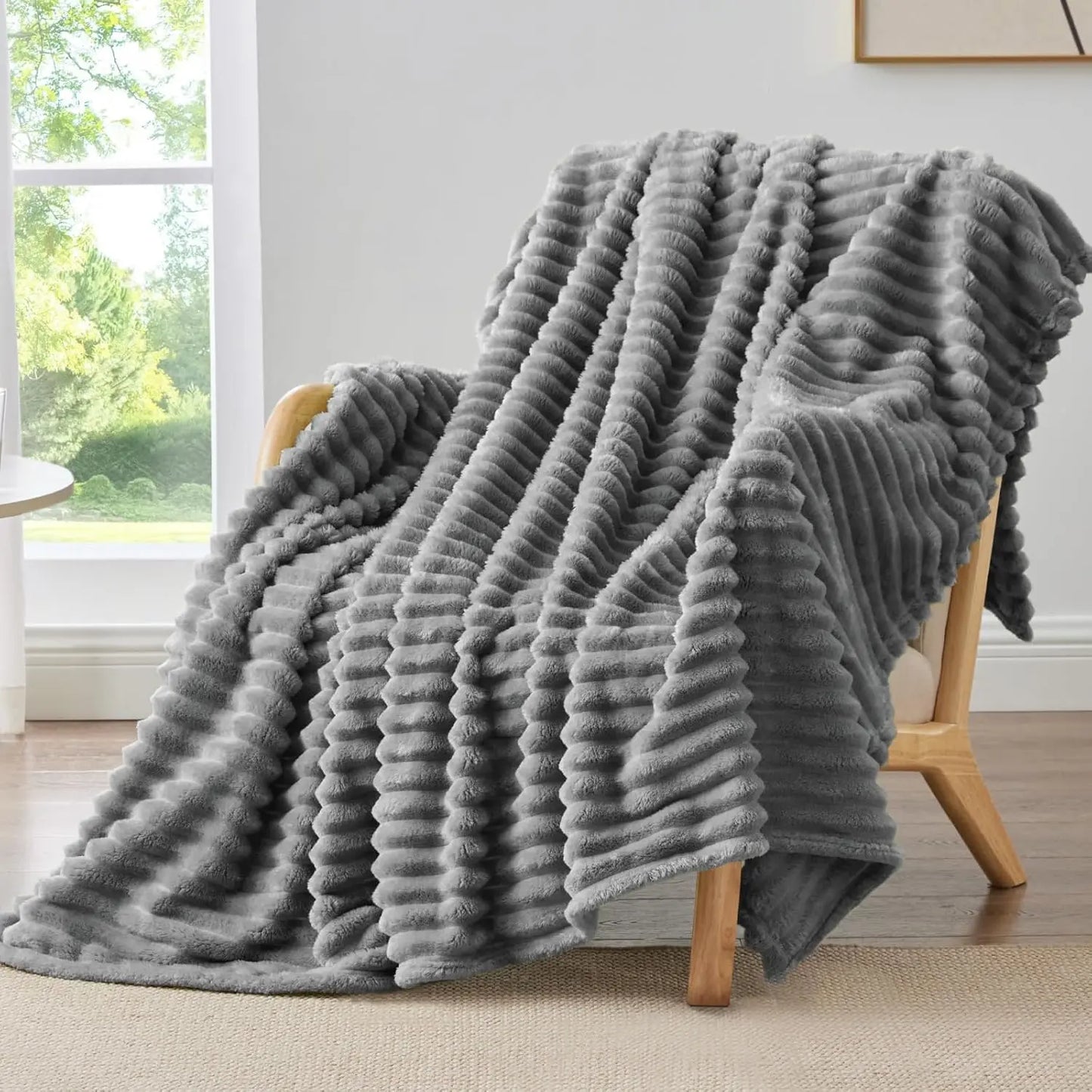 300GSM Fleece Blanket Soft Warm Throw Polyester Microfiber 3D Stripe All Seasons