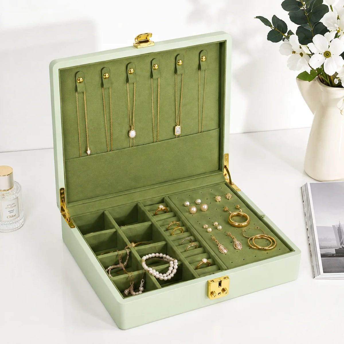 Oirlv Velvet Jewelry Box With Secure Lock And Dividers