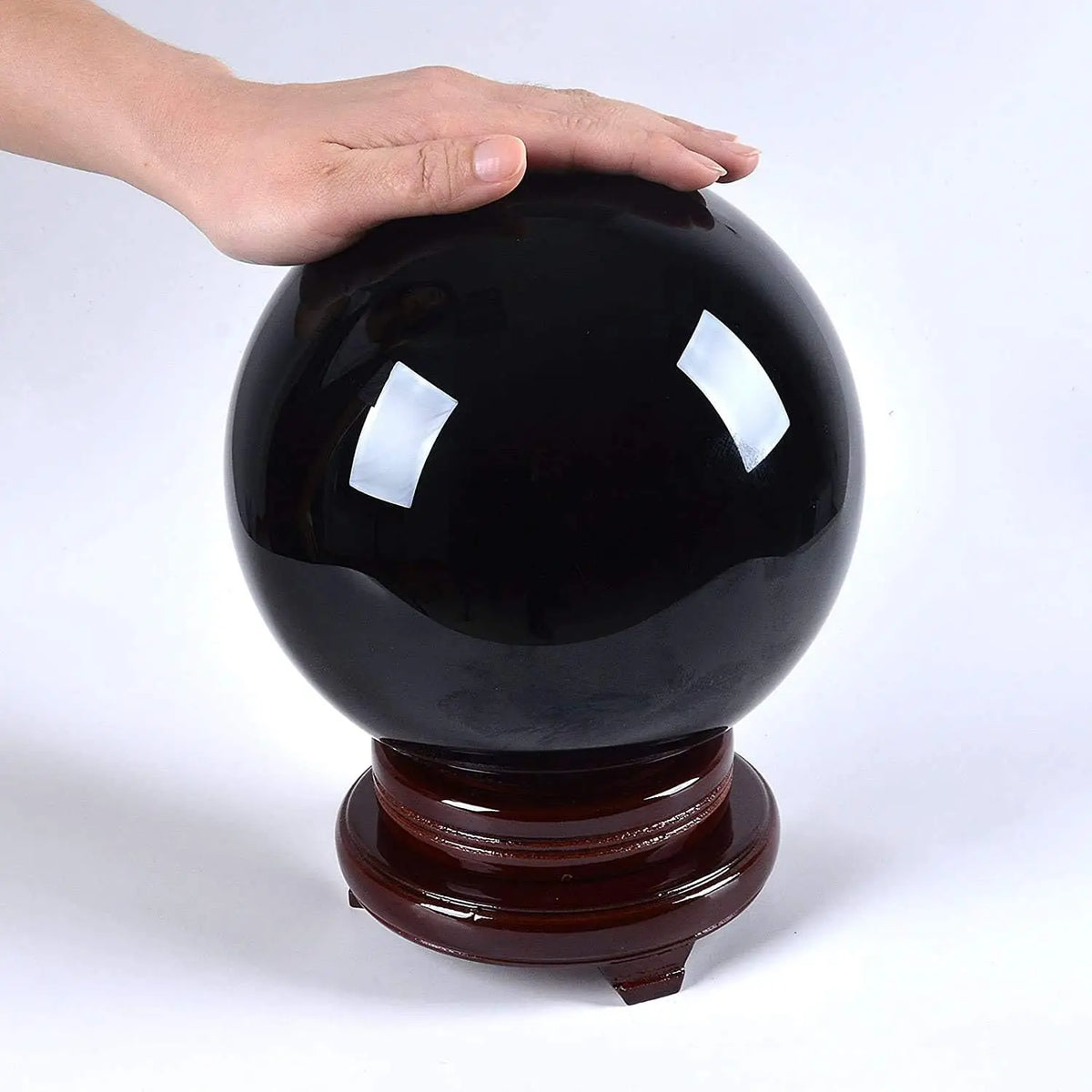 Longwin Polished Crystal Ball For Meditation And Photography Decor