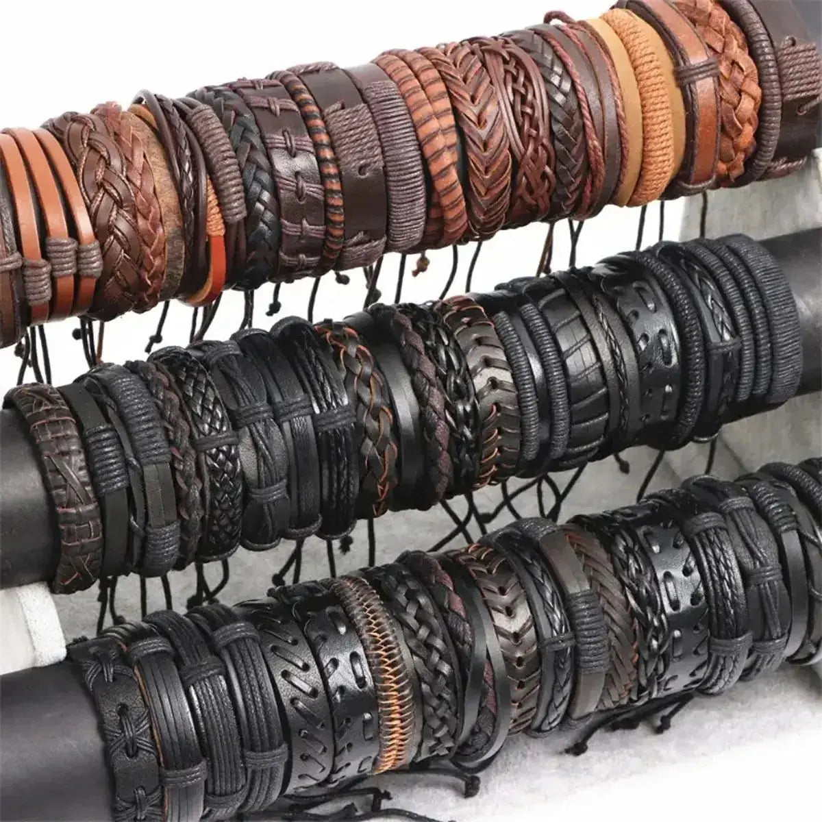 Random Style Leather Rope Bracelet Set For Men And Women